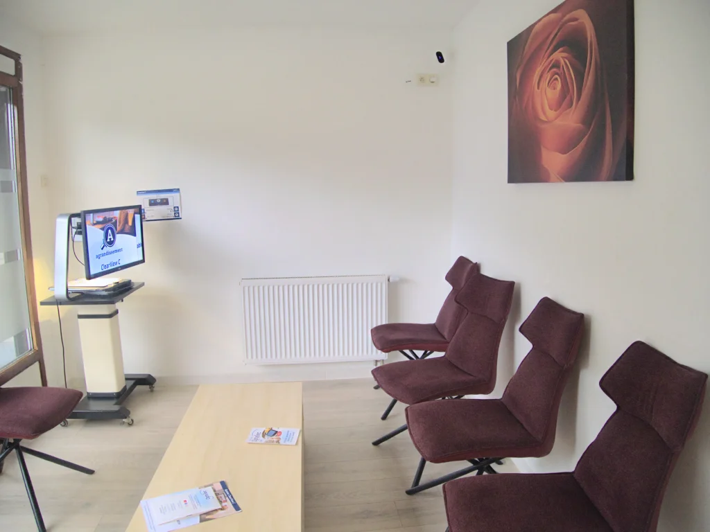 Ophtalmo Mons - salle d'attente